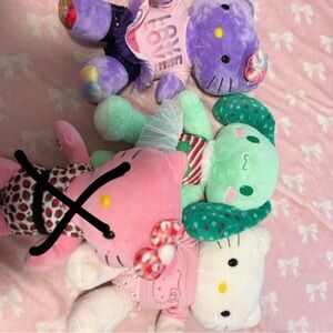 hello kitty build a bear lot